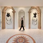 Отель Bairro Alto 5*