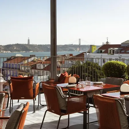 Bairro Alto - The Leading Of The World Готель Лісабон