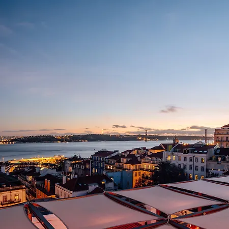 Bairro Alto - The Leading Of The World Лісабон