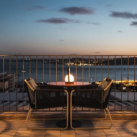 Bairro Alto - The Leading Of The World Hotel Lissabon