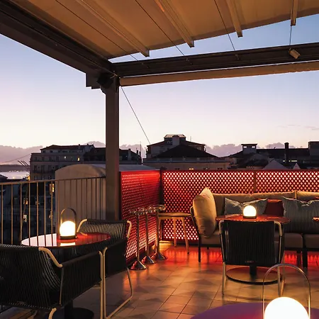 Bairro Alto - The Leading Of The World