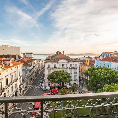 Bairro Alto - The Leading Of The World מלון ליסבון