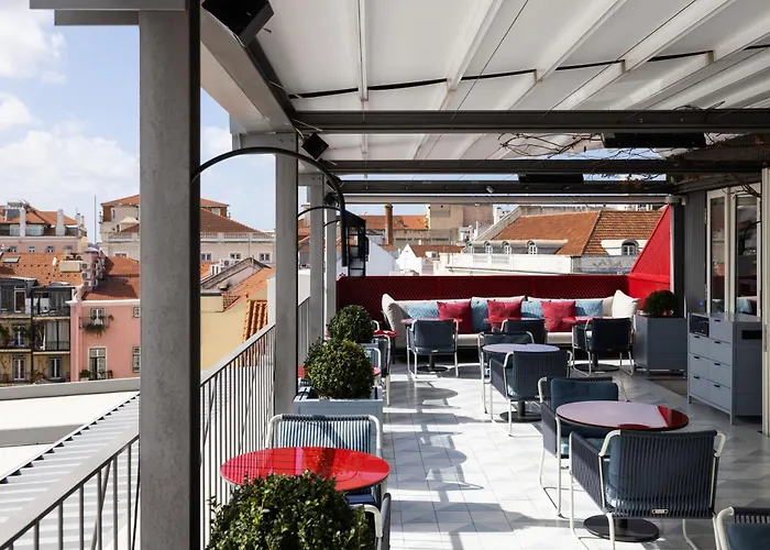 Отель Bairro Alto 5*