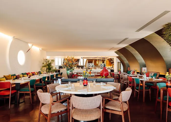 Отель Bairro Alto 5*