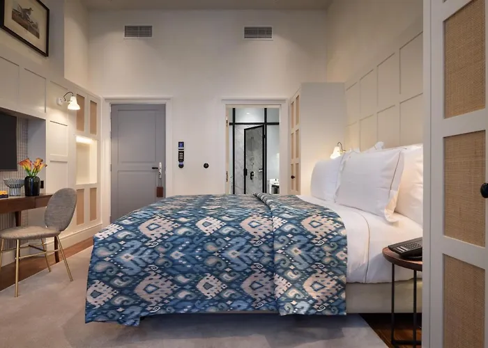 Отель Bairro Alto 5*